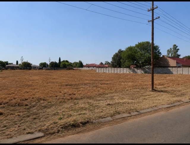 504M² VACANT LAND FOR SALE IN RIVERSDALE